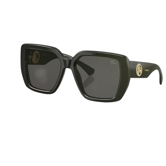 NWT Authentic Burberry Black Square Sunglasses